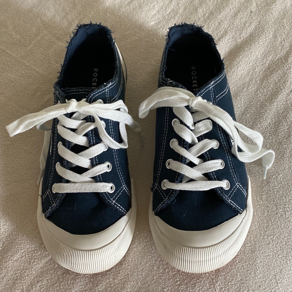 Rocket dog navy sneakers